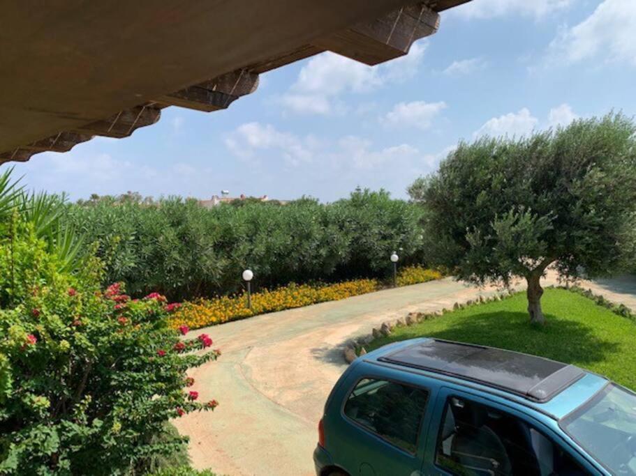 Villa Maveda, Un Dammuso Immerso Nel Verde Lampedusa Eksteriør billede